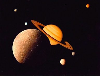 土星の衛星「エンケラドゥス」